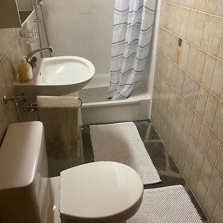 A En Bordure De Foret * Saviese