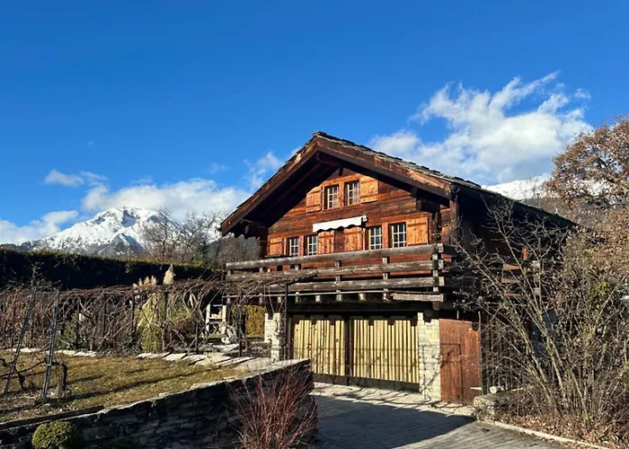 Chalet A En Bordure De Foret